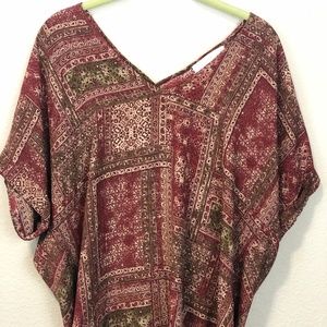 Lush print v-neck shirt